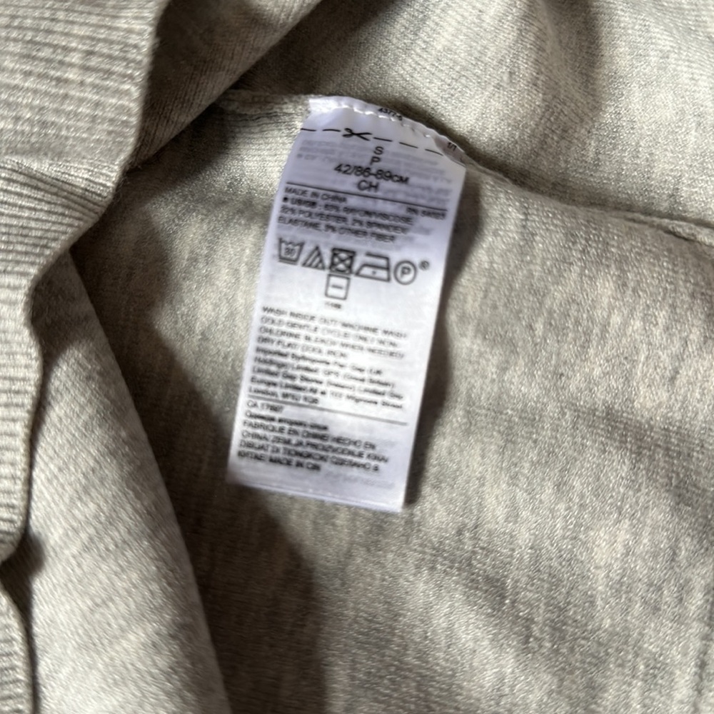 NWT Banana republic sweater size S - Picture 9 of 10